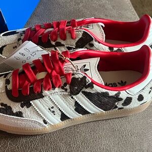 Adidas Originals Samba Cow Print Sneakers - Red and Black size 5 women